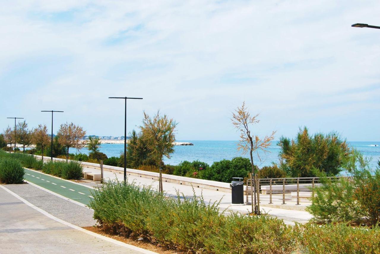 Sunny Beach บารี ภายนอก รูปภาพ